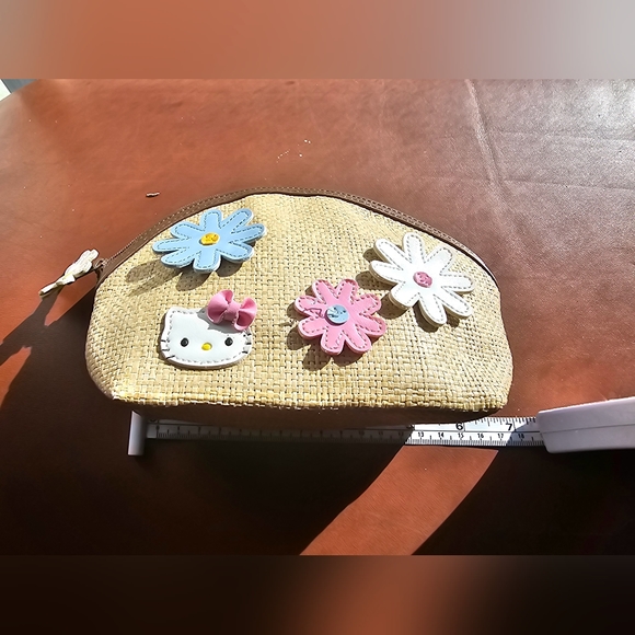 Hello kitty jute woven with flower hello kitty patches makeup bag pouch - Picture 3 of 9